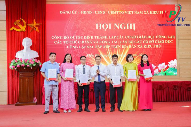 Kiều Phú tổ chức Hội nghị công bố quyết định thành lập các cơ sở giáo dục công lập sau sắp xếp - Ảnh 13.