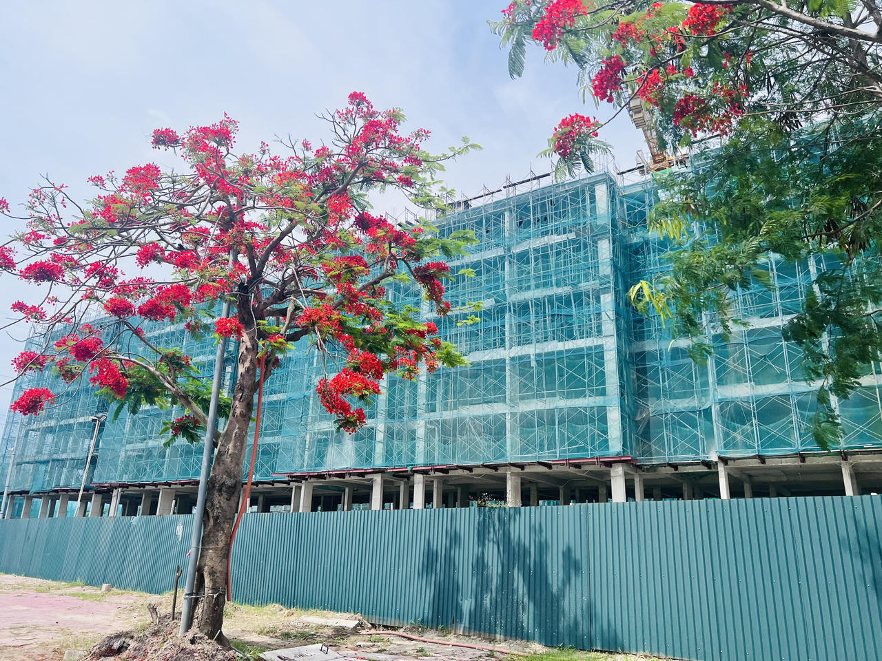 Trong quý IV, Hải Phòng có tổng vốn đầu tư thực hiện đạt 109.000 tỷ đồng và hoàn thành 5.147 căn nhà ở xã hội. (Ảnh minh họa: Huy Nguyễn)
