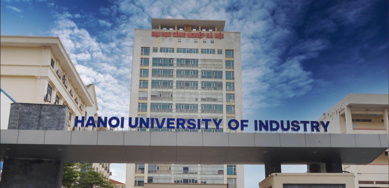 Điểm chuẩn Đại học Công nghiệp Hà Nội năm 2026: Ngành Tự động hóa 'dẫn đầu' với 27,39 điểm