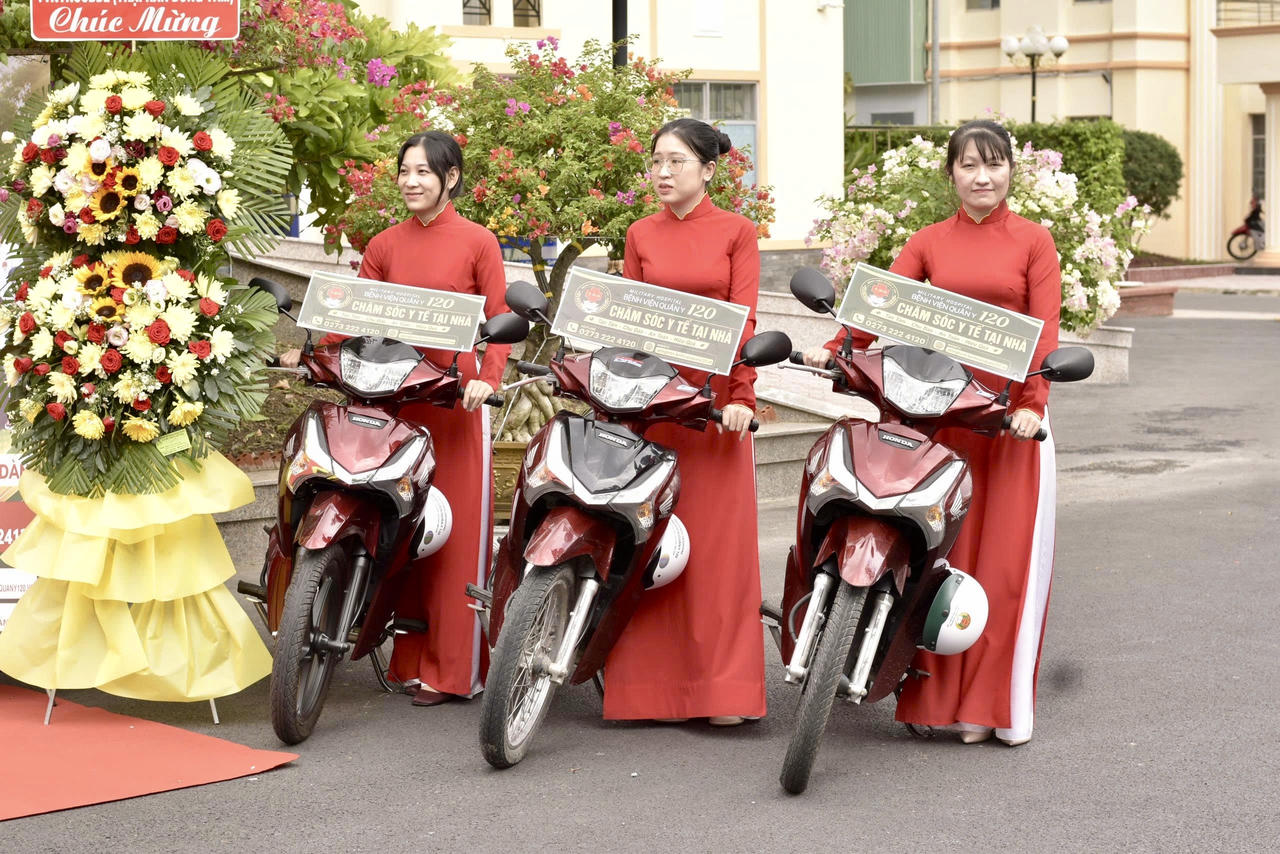 Bệnh viện Quân y 120 đưa dịch vụ lấy mẫu xét nghiệm tại nhà vào hoạt động