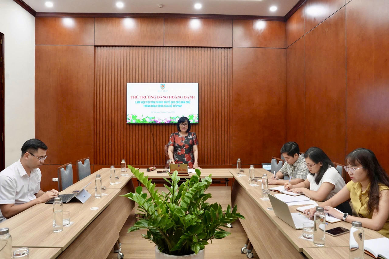 Hoàn thiện Quy chế dân chủ trong hoạt động của Bộ Tư pháp