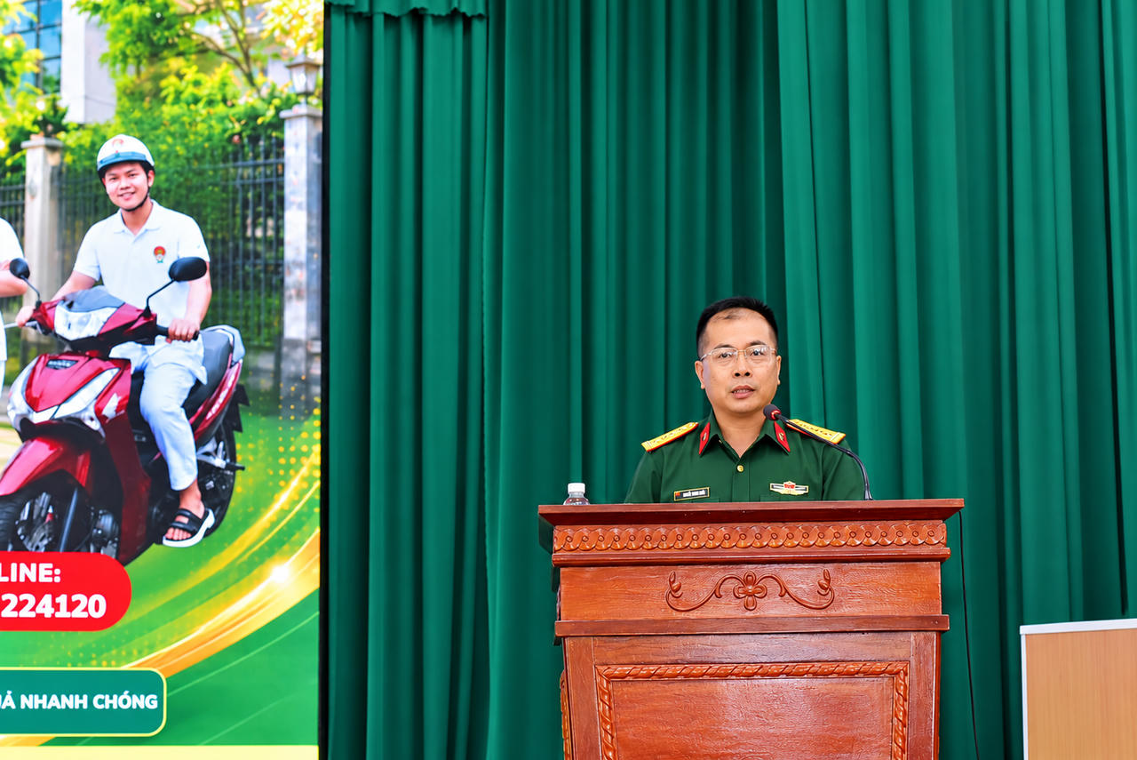 Đại tá, BS CKII Nguyễn Trung Kiên – Giám đốc Bệnh viện Quân y 120 phát biểu. Ảnh: Thiện Lê