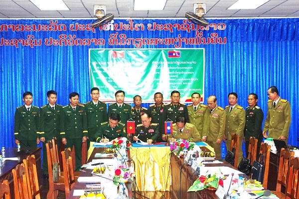Quảng Trị - Khăm Muồn phối hợp diễn tập truy bắt tội phạm ma túy có vũ khí qua biên giới