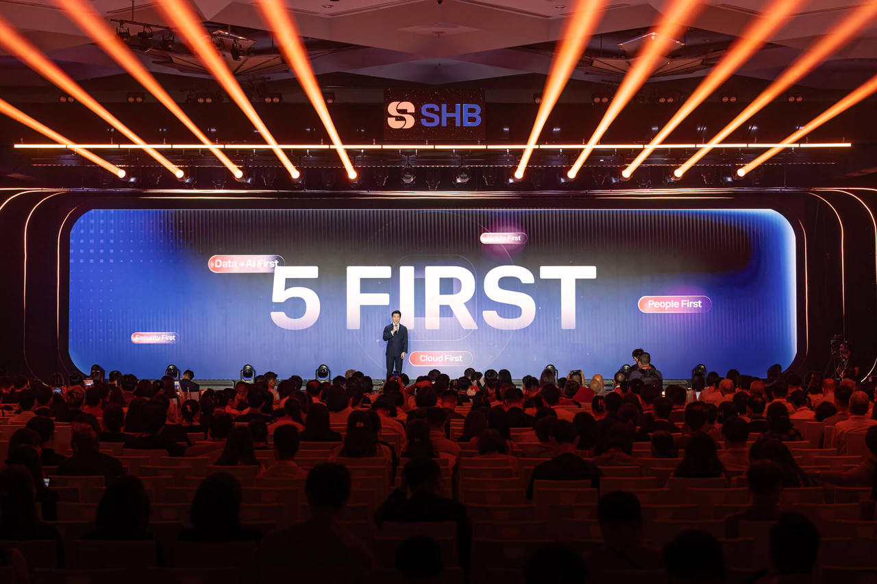  SHB ứng dụng “5 First” tạo nền tảng cho việc xây dựng ngân hàng số hiện đại, an toàn và linh hoạt