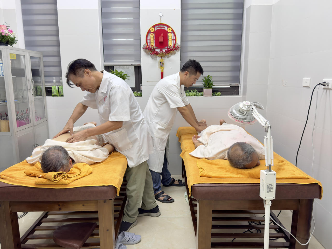 Khai trương ‘Cơ sở chăm sóc người cao tuổi ban ngày’ phường Tây Hồ