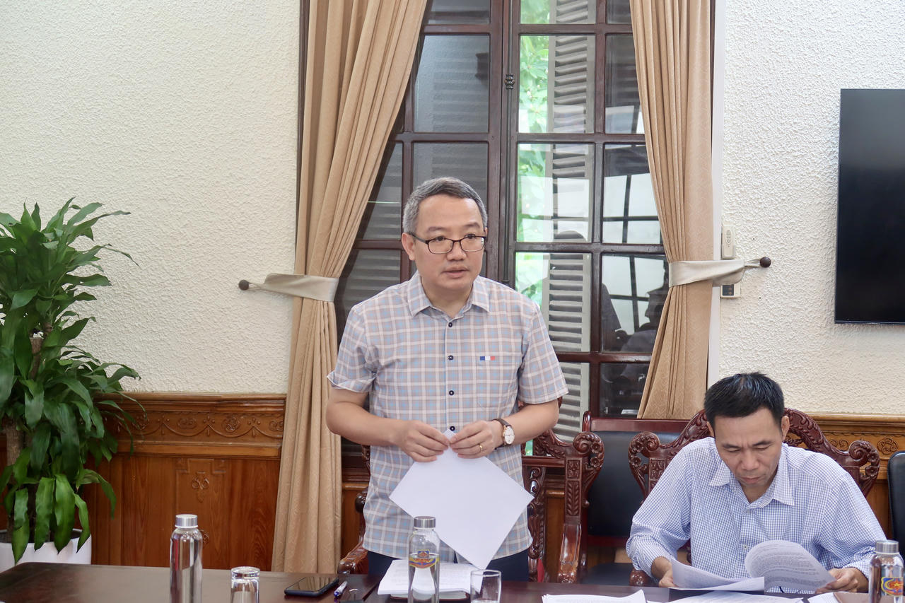 Cục trưởng Cục Kiểm tra văn bản và Tổ chức thi hành pháp luật Hồ Quang Huy phát biểu