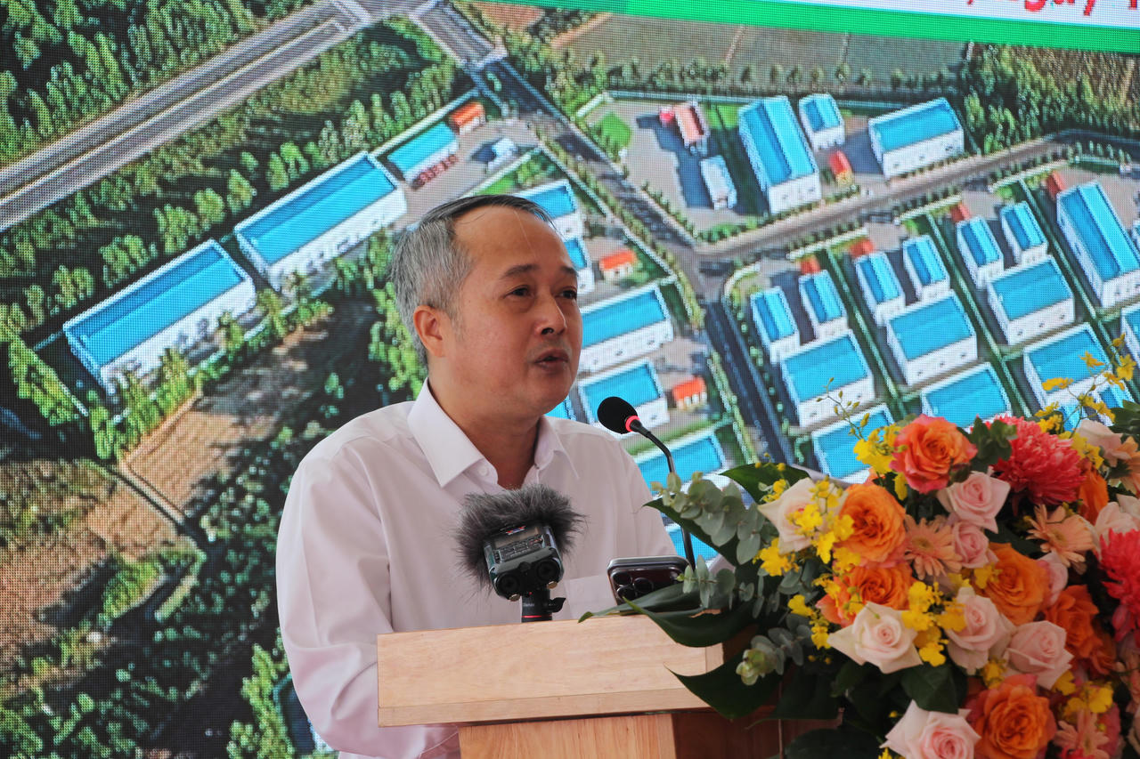 Ông Nguyễn Xuân Thắng – Tổng Giám đốc tập đoàn Hoàng Anh Gia Lai phát biểu tại buổi lễ. Ảnh: N.Luật.