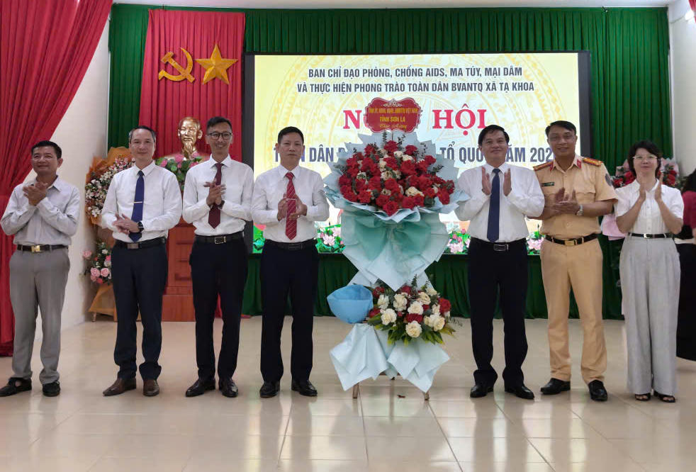 Xã Tạ Khoa quyết tâm giữ vững an ninh trật tự ngay từ cơ sở 