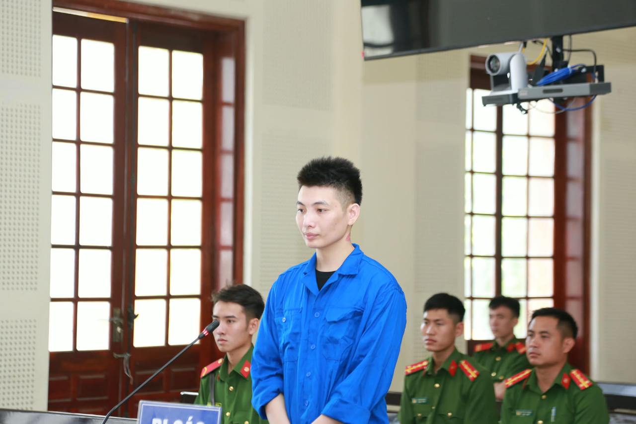 Người tấn công nhân viên y tế ở Nghệ An lĩnh án 15 năm tù