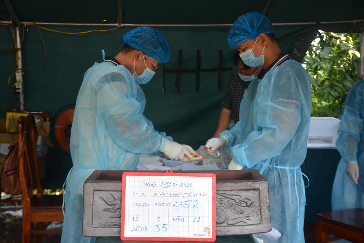 Thứ trưởng Bộ Quốc phòng Nguyễn Văn Hiền dự Lễ truy điệu, an táng 29 hài cốt liệt sĩ tại Đồng Nai