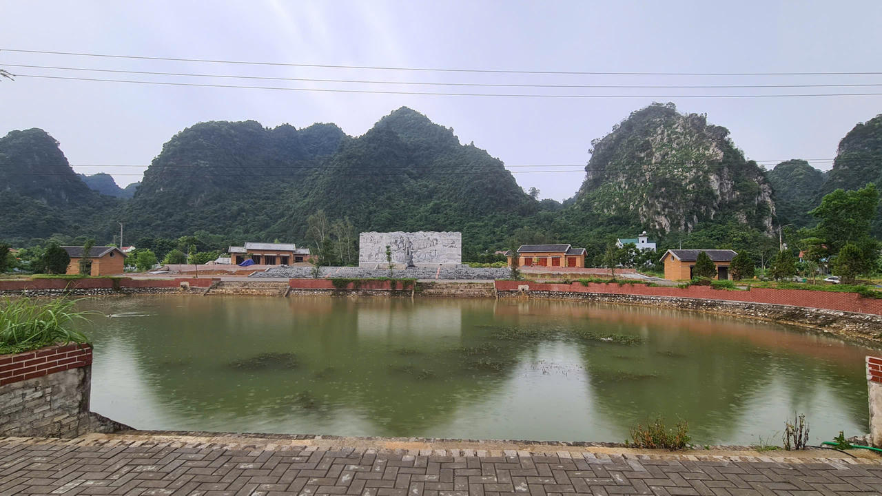 Dự án Khuôn viên tượng đài đồng chí Lương Văn Tri đang được xây dựng. (Ảnh: Minh Hữu)
