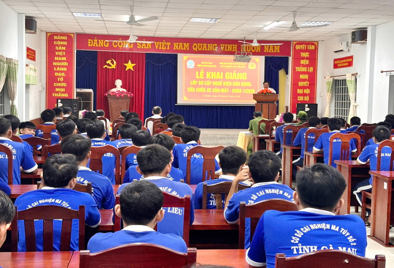 Đào tạo nghề, tư vấn việc làm và phổ biến chính sách tín dụng giúp người sau cai có thêm điều kiện ổn định cuộc sống, tái hòa nhập cộng đồng (Ảnh: Trọng Nguyễn).