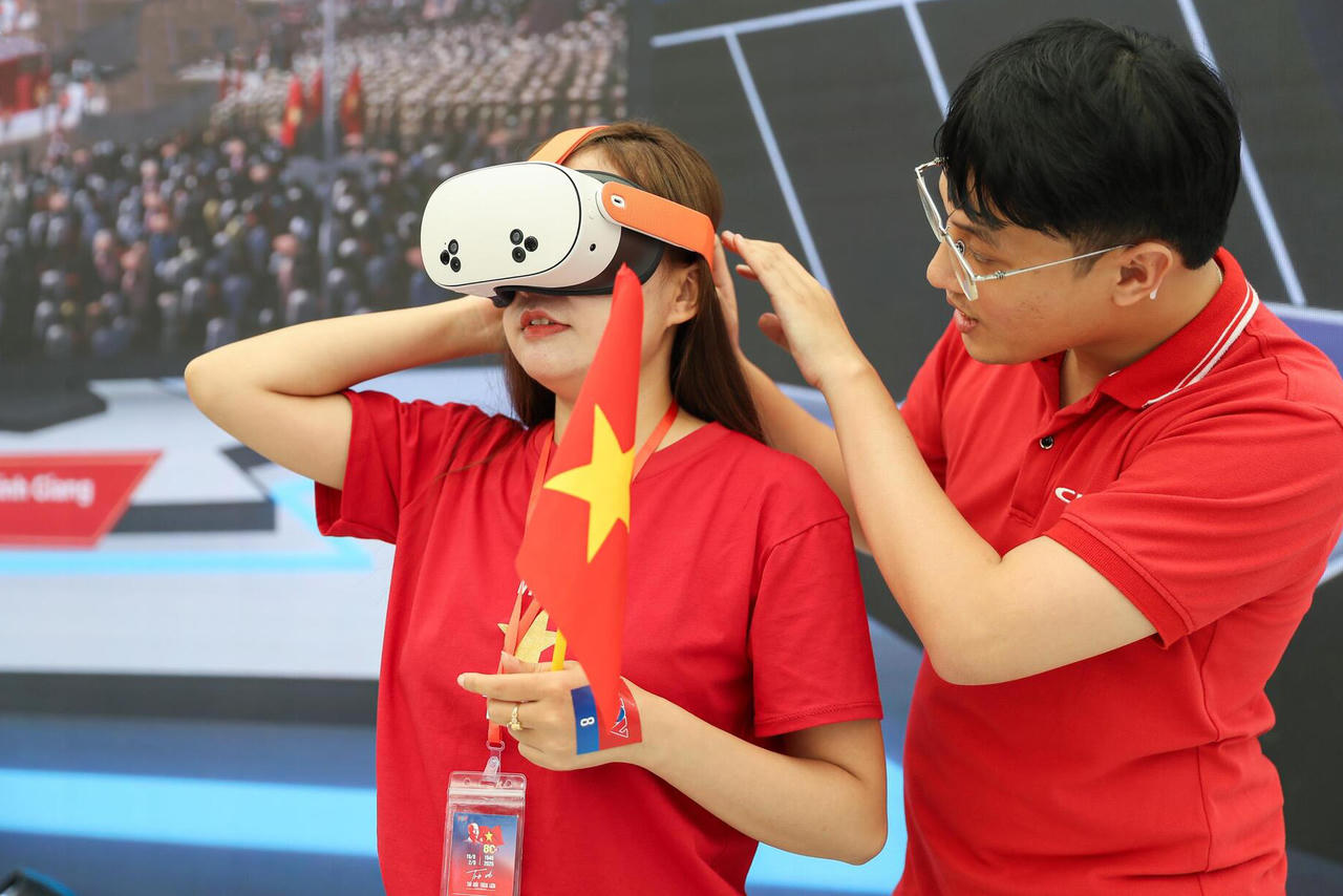 Đến Dinh Độc Lập trải nghiệm 'thực tế ảo' Bác Hồ đọc Tuyên ngôn Độc lập
