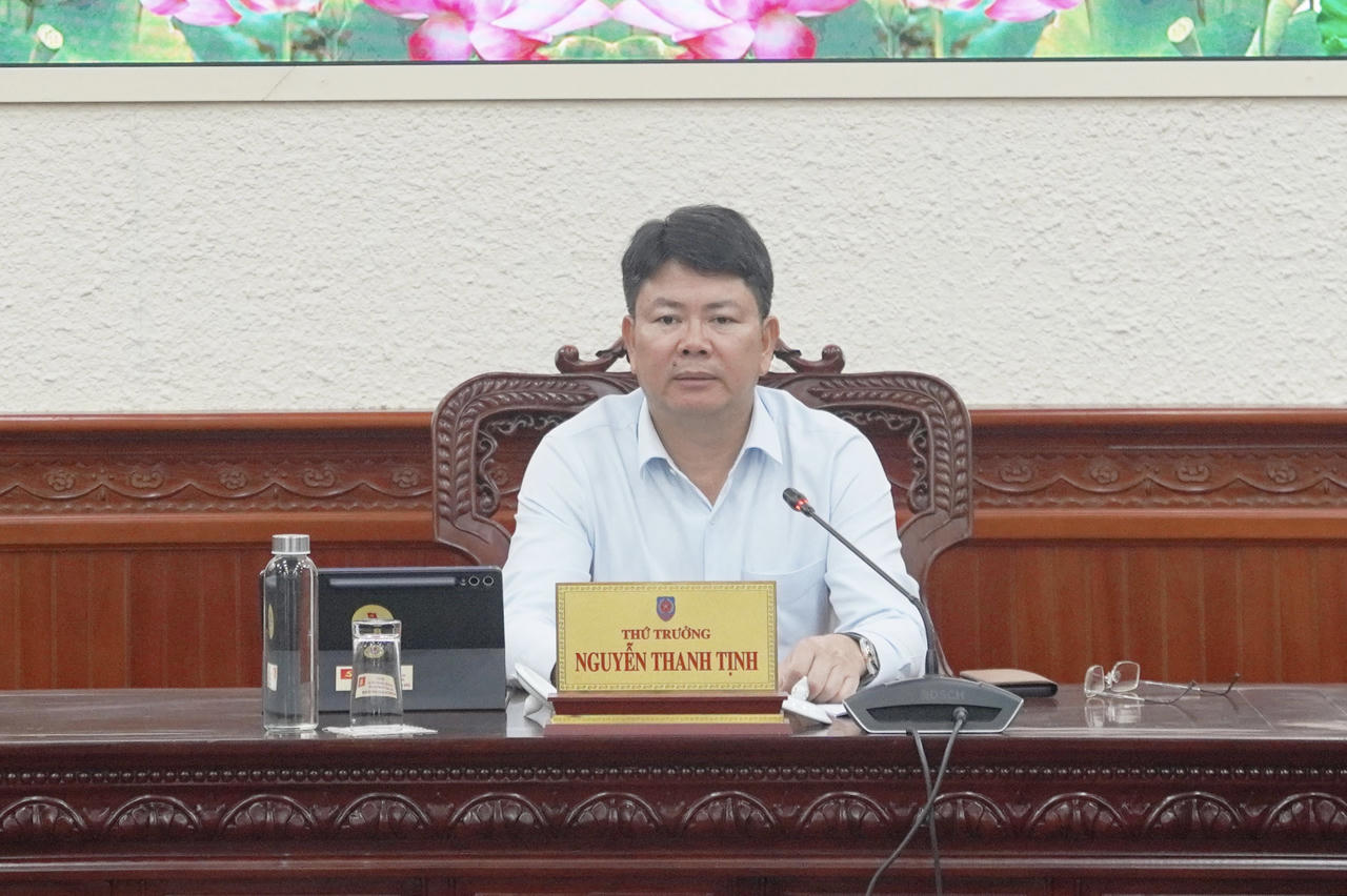 Thứ trưởng Nguyễn Thanh Tịnh kết luận buổi làm việc.