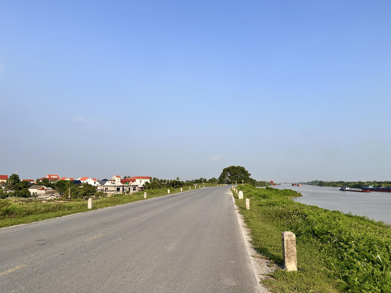 Thời tiết ngày 14/8: Bắc Bộ nắng nóng, chiều tối mưa dông Thời tiết ngày 14/8: Bắc Bộ nắng nóng, chiều tối mưa dông