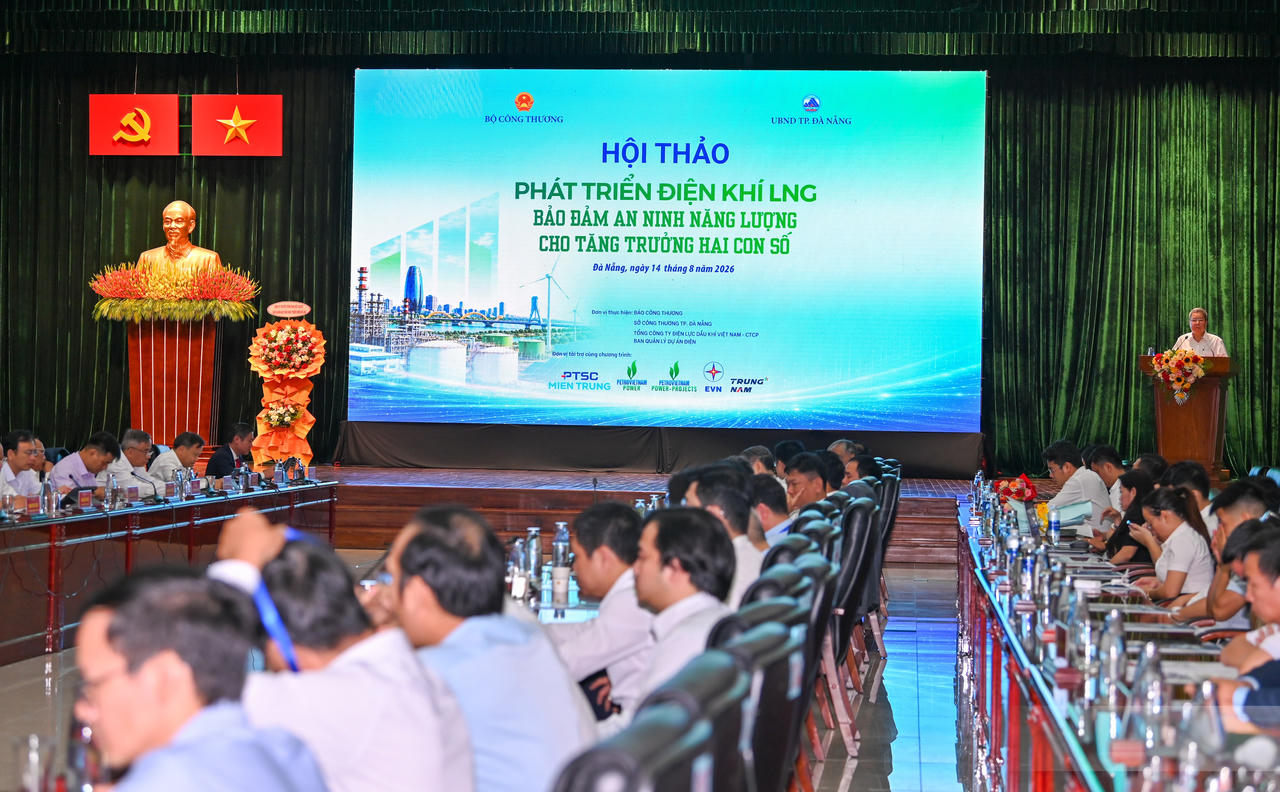  'Phát triển điện khí LNG: Bảo đảm an ninh năng lượng cho tăng trưởng hai con số'