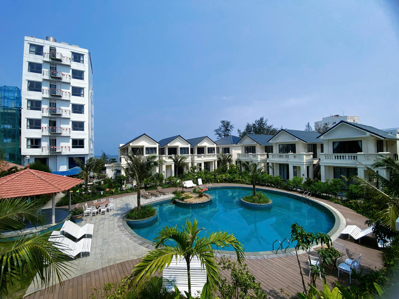 Nava Hotel & Resort triển khai chính sách ưu đãi, giảm giá phòng lên đến 55% nhằm thu hút du khách, hưởng ứng sản phẩm du lịch đường sắt Cố đô Huế - Phong Nha. (Ảnh: Minh Phương)