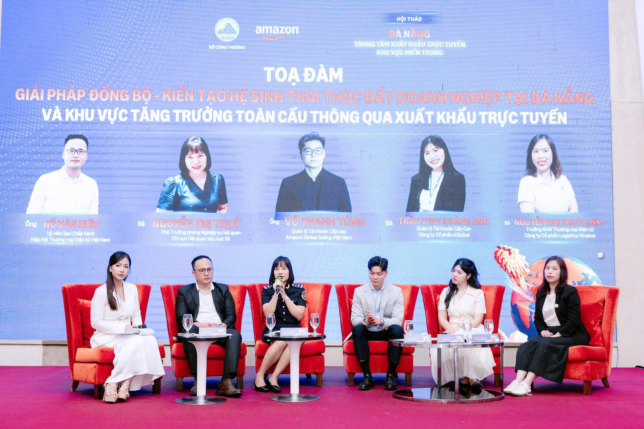 Tọa đàm chuyên sâu - Bàn về chiến lược xây dựng nền tảng thúc đẩy tăng trưởng cho doanh nghiệp khu vực miền Trung thông qua xuất khẩu thương mại điện tử.