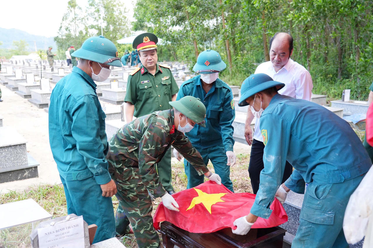 TP Huế hoàn thành lấy mẫu ADN tại 42/42 nghĩa trang liệt sĩ