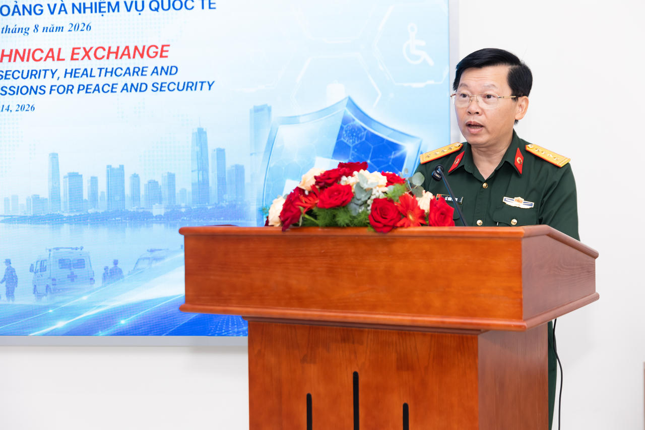 Đại tá Lê Văn Đông, Phó Cục trưởng Cục Quân y