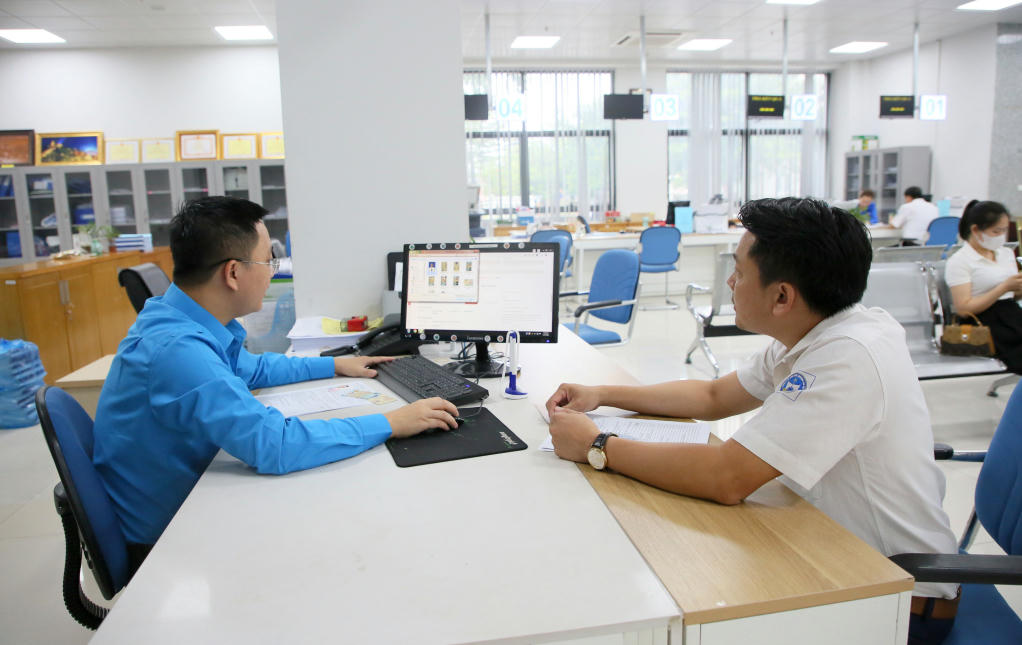Động thái thiết thực khuyến khích thủ tục trực tuyến
