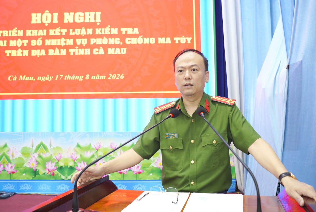 Đại tá Hoàng Tâm Hiếu - Phó Cục trưởng Cục Cảnh sát điều tra tội phạm về ma túy (Bộ Công an) phát biểu chỉ đạo Hội nghị (Ảnh: HĐ).
