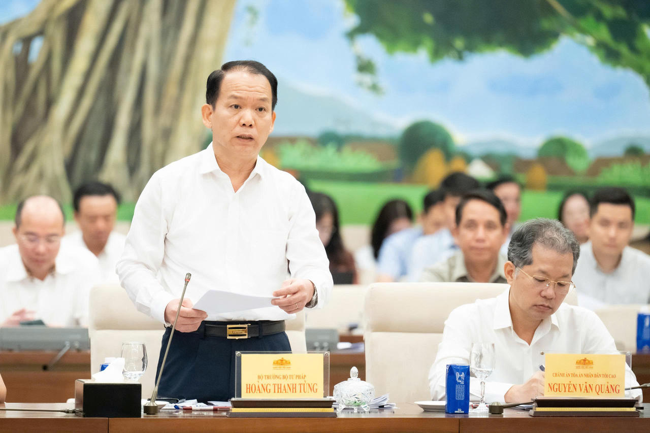 Uỷ ban Thường vụ Quốc hội cho ý kiến về dự thảo Luật Phát triển đô thị 