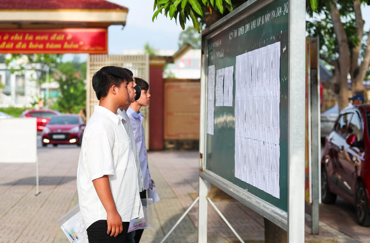 Nhiều trường THPT  tại Nghệ An được tuyển bổ sung học sinh lớp 10 ngoài nguyện vọng