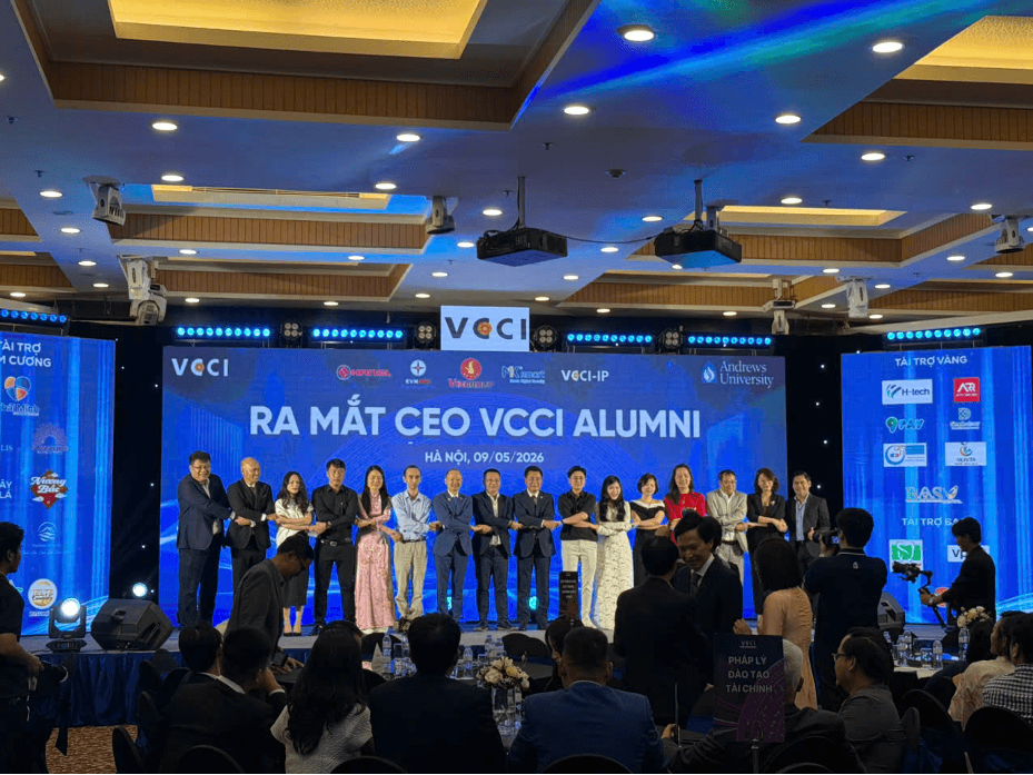 Ra mắt Ban liên lạc cộng đồng Cựu học viên CEO VCCI-Andrews khu vực miền Bắc