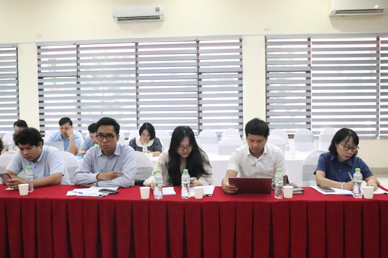 Tiếp tục hoàn thiện kết quả tổng rà soát hệ thống văn bản quy phạm pháp luật