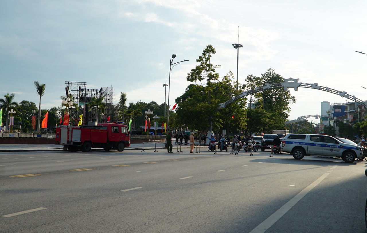 Nghệ An: Tạm cấm phương tiện trên nhiều tuyến đường phục vụ Carnival