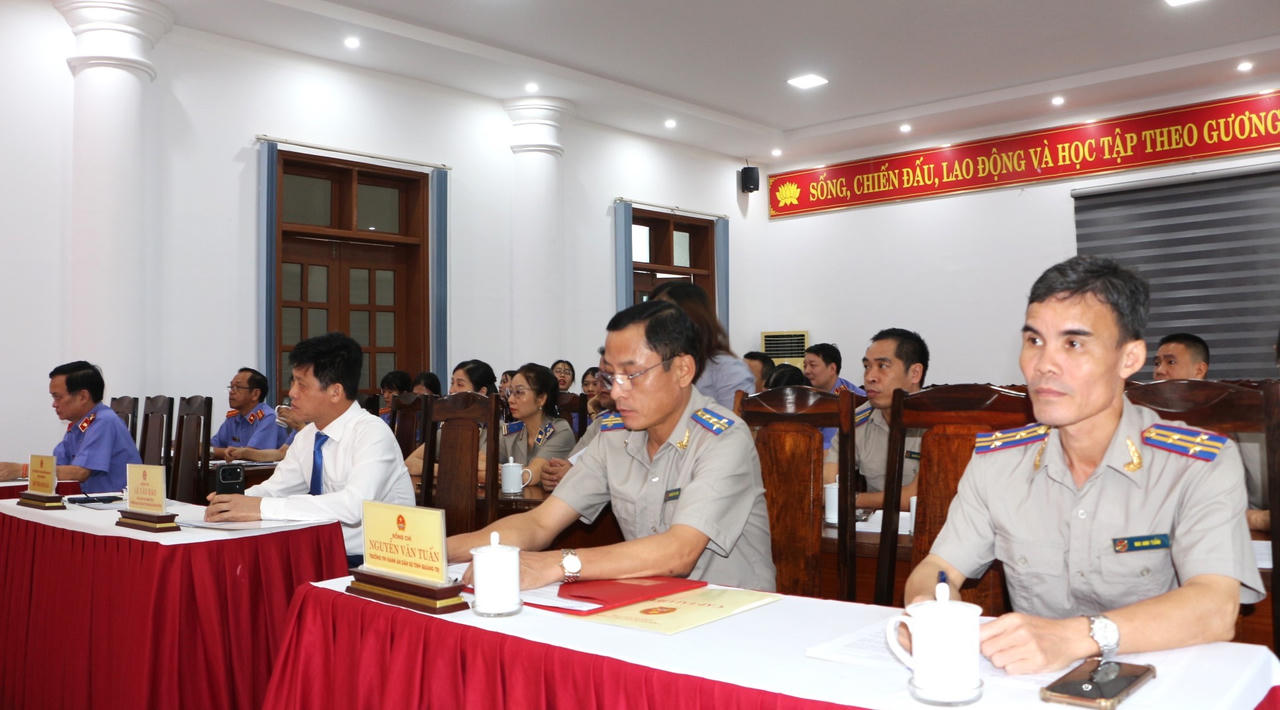 Viện Kiểm s&aacute;t nh&acirc;n d&acirc;n v&agrave; Thi h&agrave;nh &aacute;n d&acirc;n sự tỉnh Quảng Trị k&yacute; kết Quy chế phối hợp