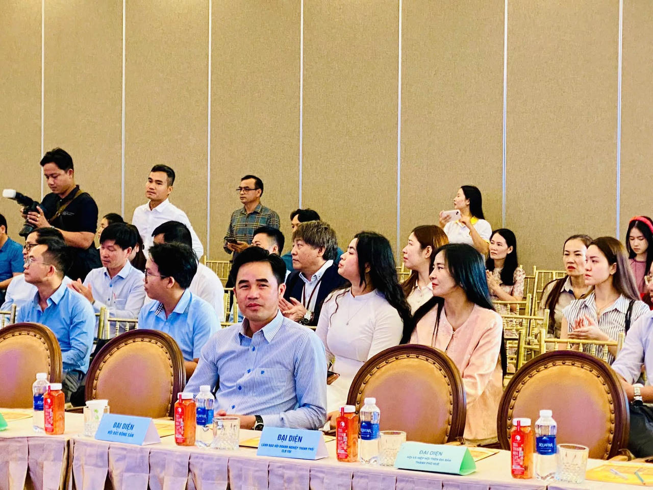 Tại diễn đàn, các doanh nghiệp tham gia 4 chuyên đề song song, tập trung vào những lĩnh vực có tác động trực tiếp đến hoạt động sản xuất, kinh doanh và định hướng phát triển của khu vực kinh tế tư nhân.