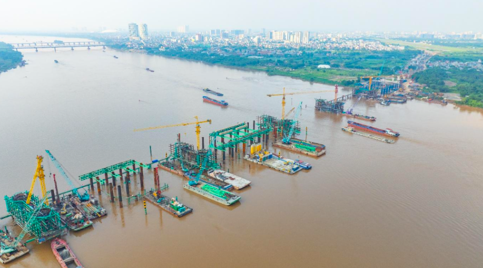 Đại công trường Cầu Trần Hưng Đạo ngày đêm bứt tốc, sẵn sàng lắp dựng vòm thép vô cực