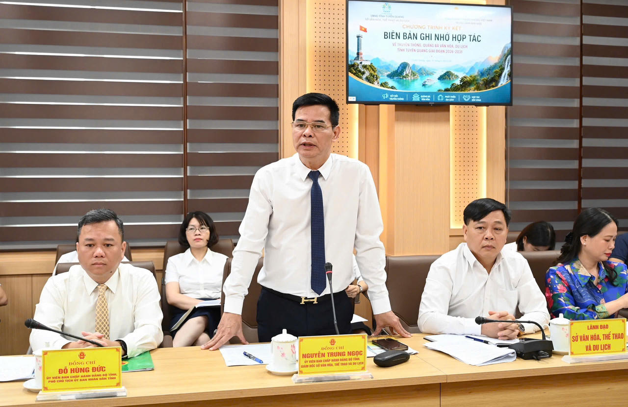 Lãnh đạo Sở VHTT&DL tỉnh Tuyên Quang phát biểu tại buổi lễ. (Ảnh: Sở VHTT&DLTQ)