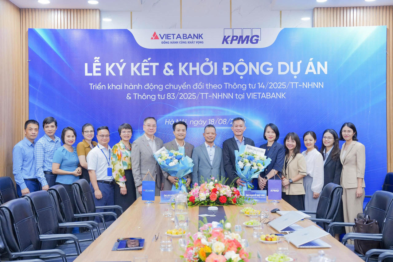Lễ ký kết hợp tác giữa VietABank và KPMG.