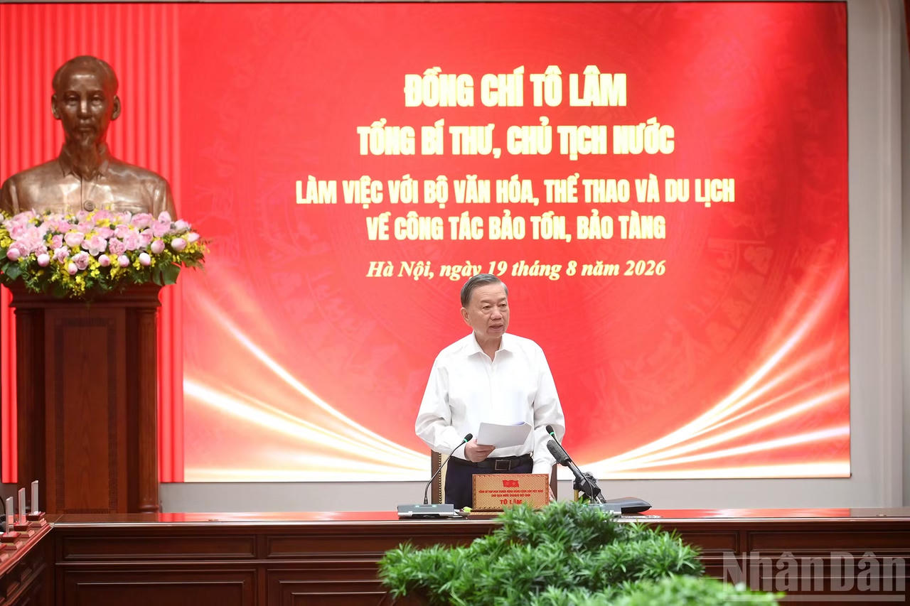 Tổng Bí thư, Chủ tịch nước Tô Lâm phát biểu chỉ đạo tại cuộc làm việc. (Ảnh: nhandan.vn)
