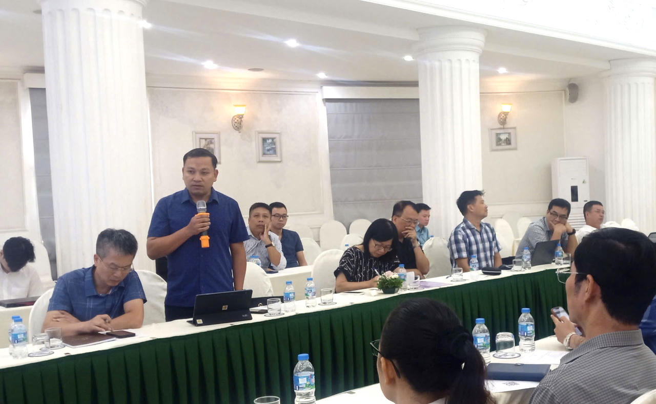 Các chuyên gia đặt câu hỏi tại phiên thảo luận. (Ảnh: PV)