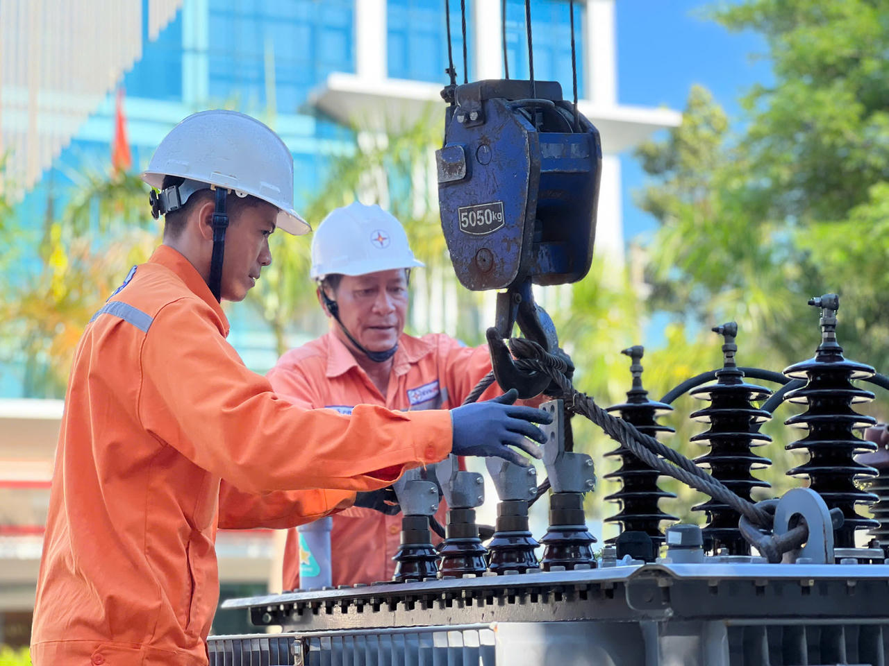 EVNCPC chủ động phương án, bảo đảm cung ứng điện an toàn, ổn định dịp Quốc khánh 2/9