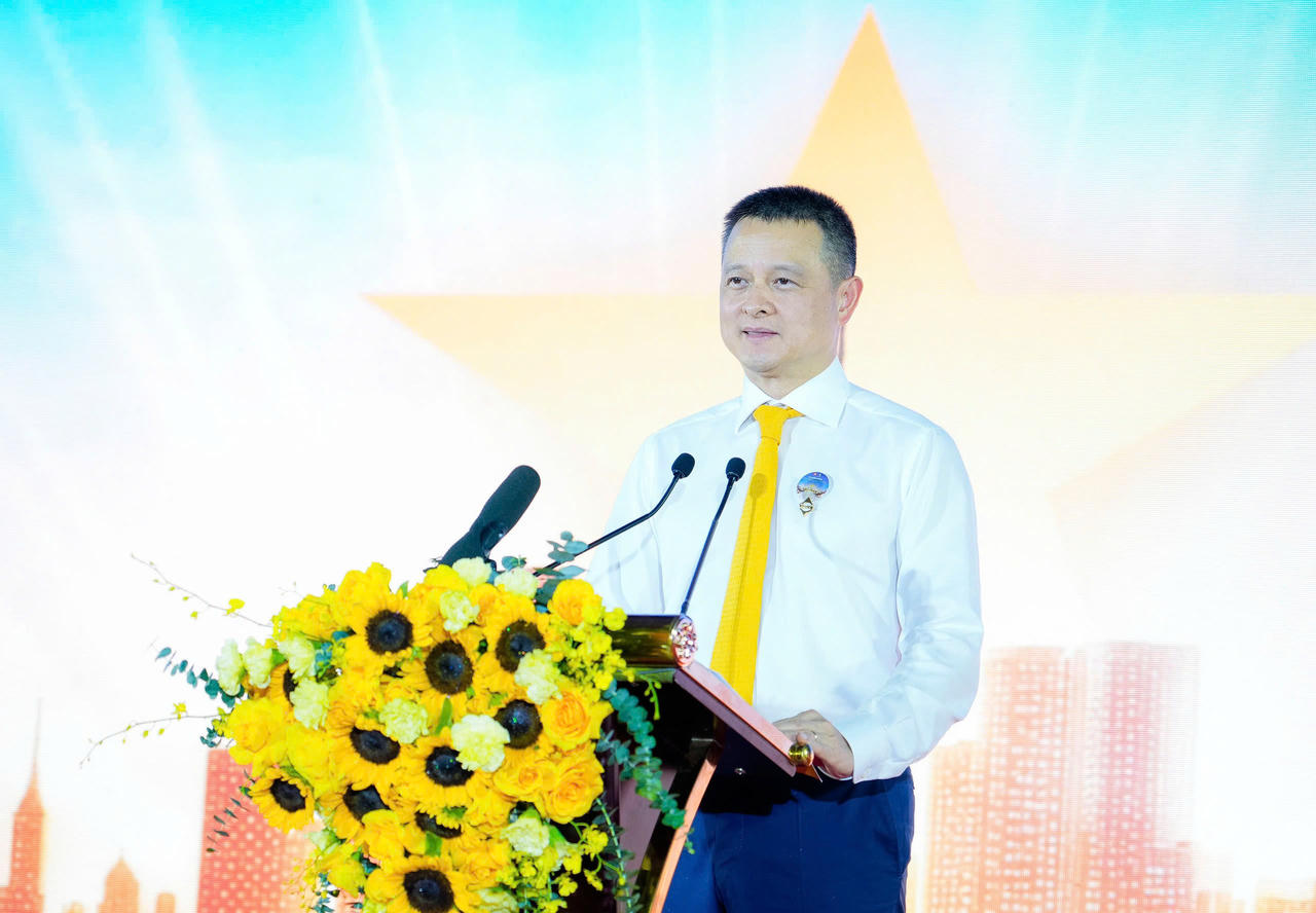 Ông Đặng Minh Trường - Chủ tịch HĐQT Tập đoàn Sun Group phát biểu tại Lễ khởi công (ảnh Ngô Toàn)