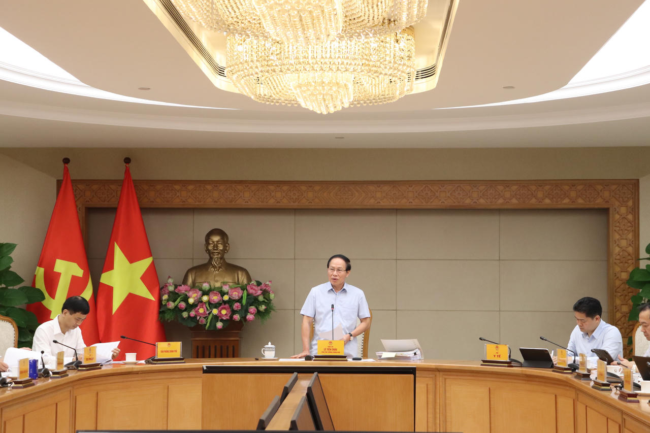 Gắn kết quả tổng rà soát với yêu cầu đổi mới mô hình phát triển, tháo gỡ khó khăn cho người dân, doanh nghiệp