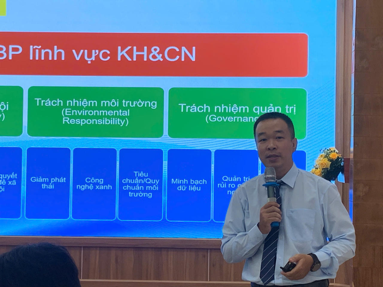TS. Nguyễn Tiến Đạt, Khoa Luật Kinh tế, Học viện Chính sách và Phát triển (Bộ Tài chính) cho biết, thực hành kinh doanh có trách nhiệm đang ngày càng trở thành một yêu cầu quan trọng trong quá trình phát triển bền vững của doanh nghiệp. (Ảnh: PV)