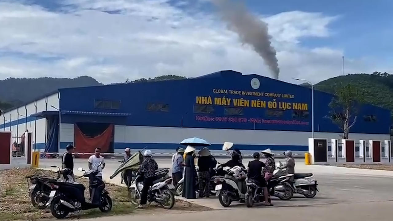 Kỳ 2: Bắc Ninh -  Người dân tiếp tục phản ánh công ty sản xuất viên nén gỗ hoạt động có dấu hiệu ô nhiễm môi trường
