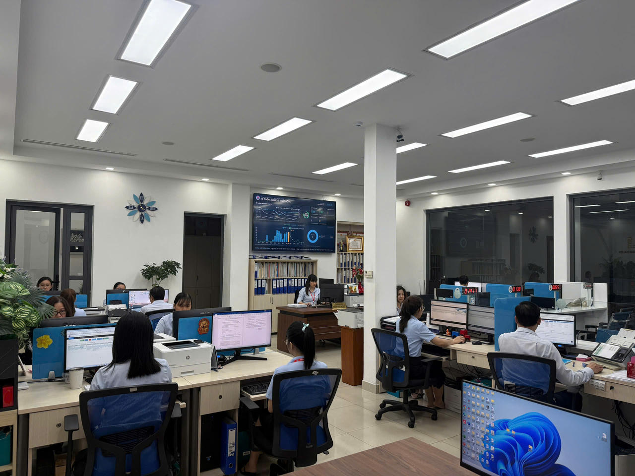 Những tiện ích từ ứng dụng  ROSIAI IOC tại Trung tâm đăng ký giao dịch, tài sản tại TP Hồ Chí Minh