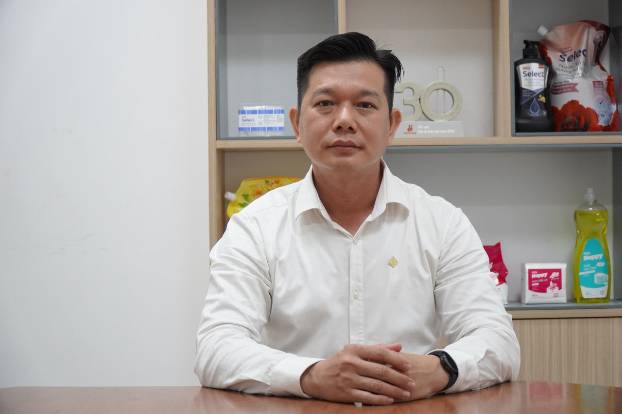 Ông Huỳnh Thanh Tuấn, Giám đốc Phòng Quản lý chất lượng Saigon Co.op. Ảnh: Anh Như