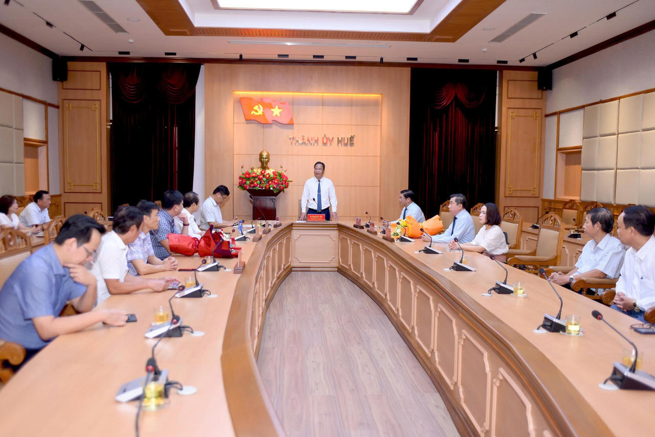 Ông Phạm Đức Tiến phát biểu tại Hội Nghị