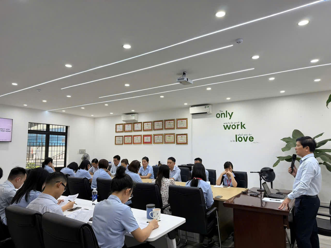Những tiện ích từ ứng dụng  ROSIAI IOC tại Trung tâm đăng ký giao dịch, tài sản tại TP Hồ Chí Minh
