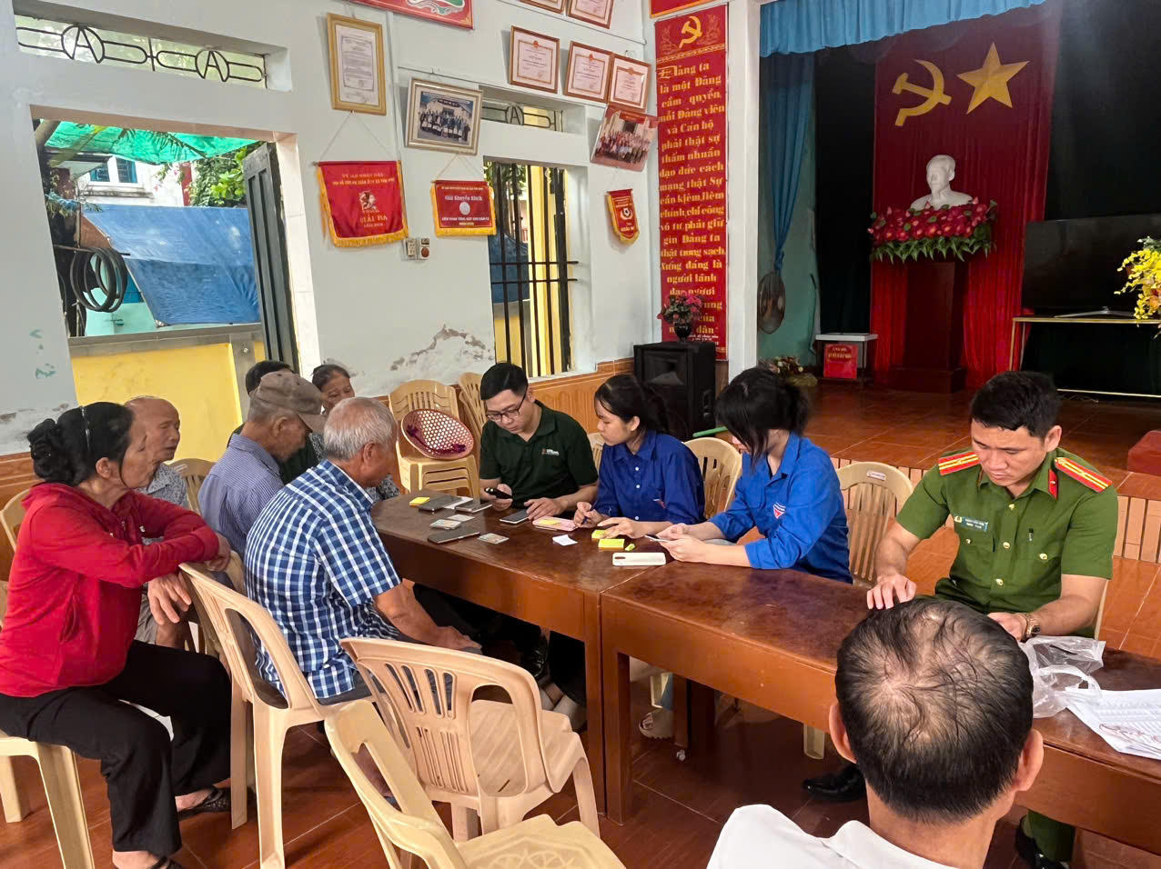 Hưng Yên: Rà soát, thu mẫu ADN 688 thân nhân liệt sĩ tại xã Bắc Thái Ninh