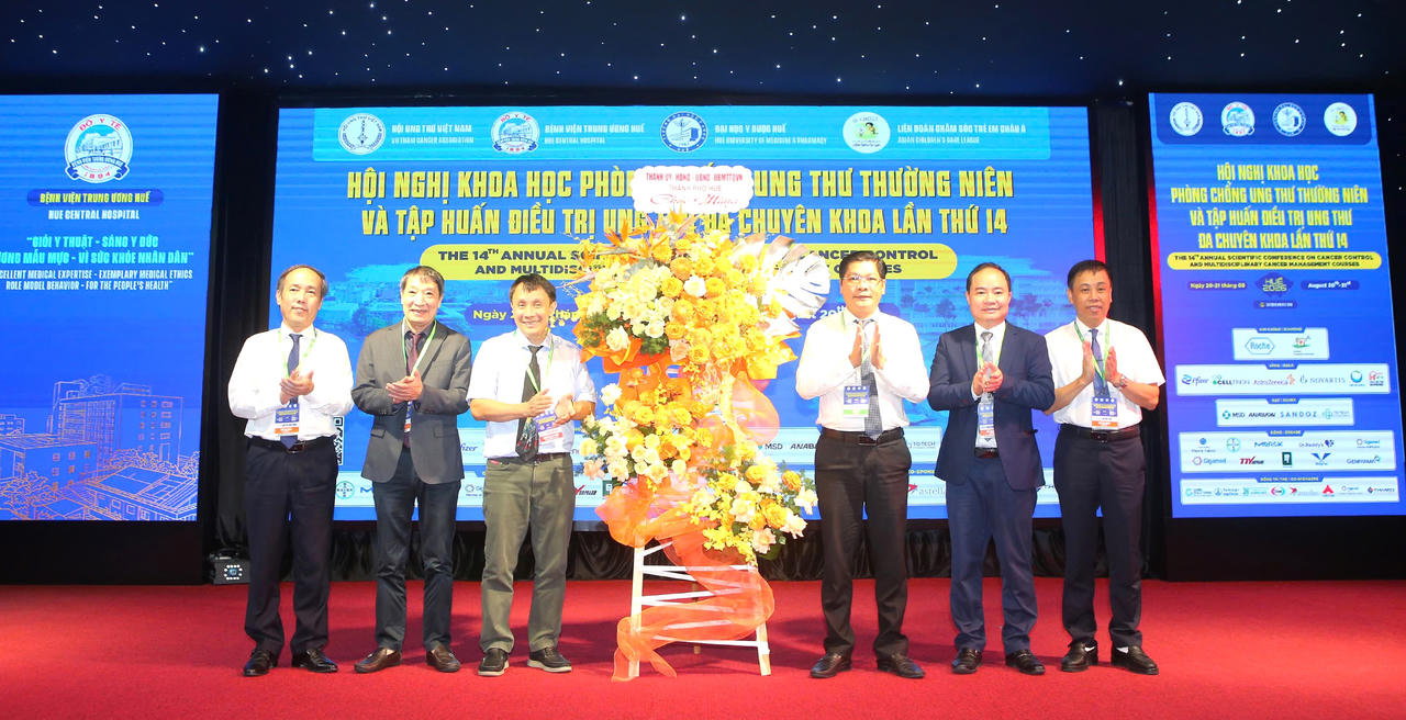 Hơn 600 đại biểu tham dự hội nghị khoa học phòng, chống ung thư thường niên lần thứ 14