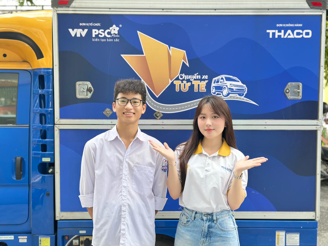 Chuyến xe tử tế đưa thủ khoa 30 điểm đến giảng đường mơ ước
